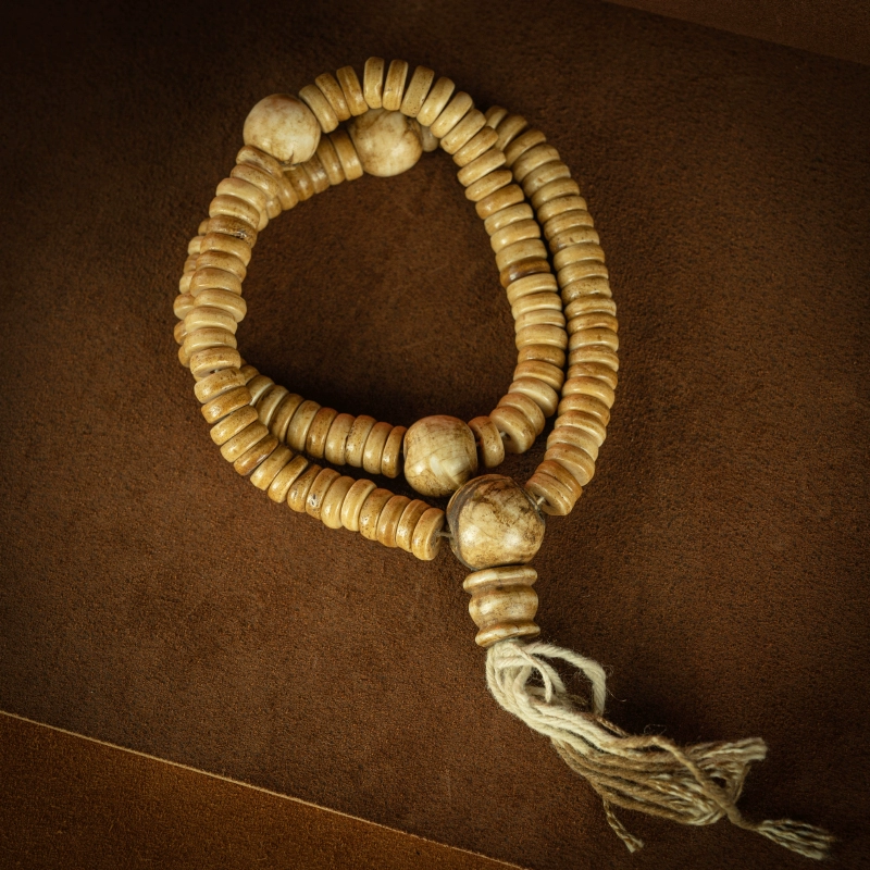 西藏玉佛珠手串